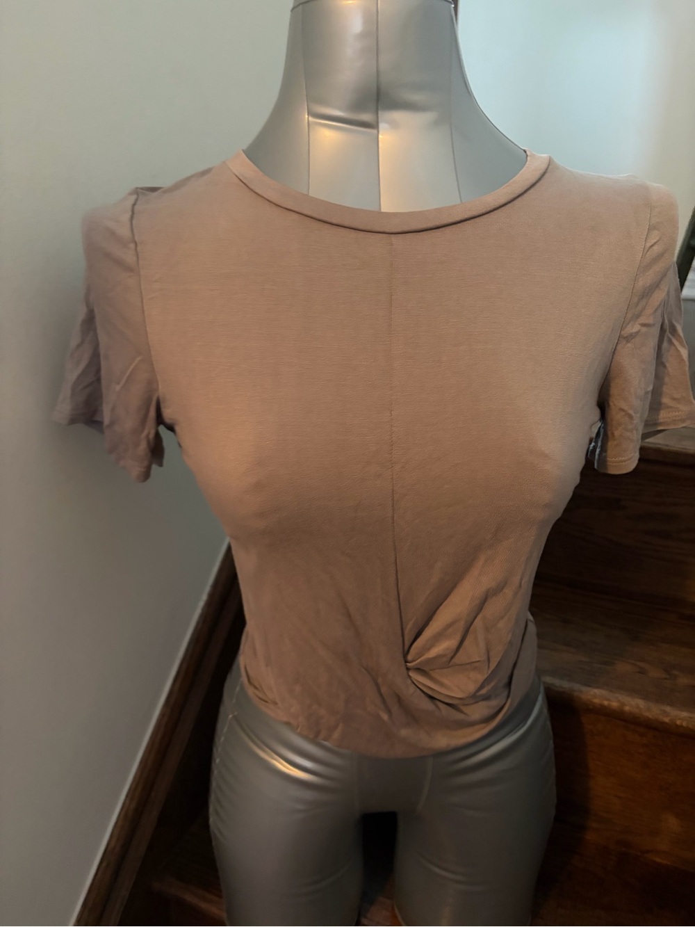 Cozy Casual Short Sleeve Crop Top in Light Grey